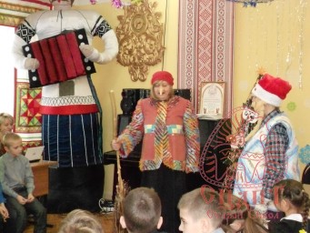 «Мастерская Деда Мороза» продолжает свою работу