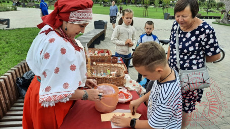 Интерактивные площадки "Семейный ART-weekend". Интерактивные площадки "Семейный ART-weekend".