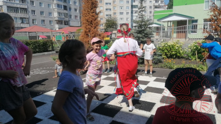 Игровая программа "Сундучок традиций" 0