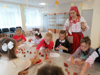 Урок народной культуры "Сентябрь-летопроводец" 1
