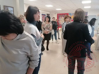 Экскурсия по выставке "Народный мастер-2022" для гостей из Белгородского района 0