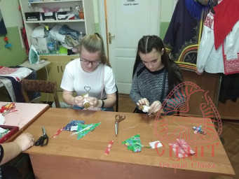 Студенты Старооскольского педколледжа посетили творческие лаборатории на производственной практике 17 Студенты Старооскольского педколледжа посетили творческие лаборатории на производственной практике 17