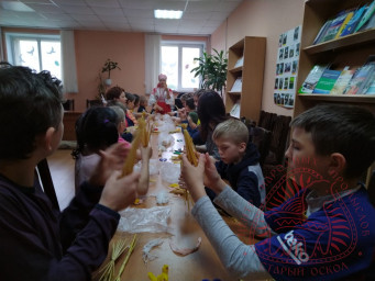 "Май - лошадку запрягай" 3