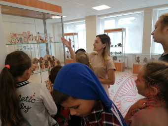 Посещение выставки Бурова А.А. "Пусть красота живет". 2
