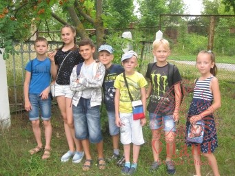 16 июля состоялась фольклорно-игровая программа "Караоке на лужайке" 0