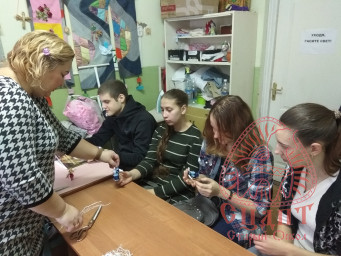 Студенты Старооскольского педагогического колледжа на практике в ЦДПТ 11