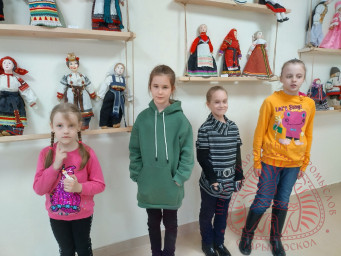 Урок музыкальной культуры " Живые струны" 5