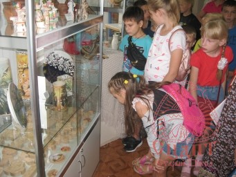 16 июля состоялась фольклорно-игровая программа "Караоке на лужайке" 1