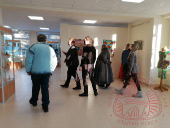 Гости в Центре народных промыслов 0