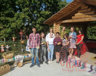 "Сентябрь "Задумчивый". Приметы, праздники, обряды" 4 "Сентябрь "Задумчивый". Приметы, праздники, обряды" 4