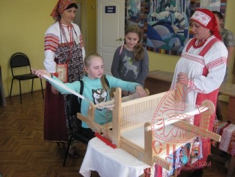 Открытие выставки-ретроспективы "Традиции русского быта" 12