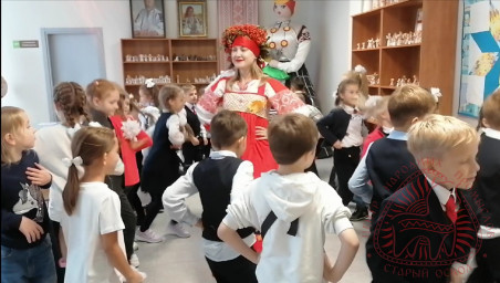 Урок народной культуры "Сентябрь-летопроводец" Урок народной культуры "Сентябрь-летопроводец"