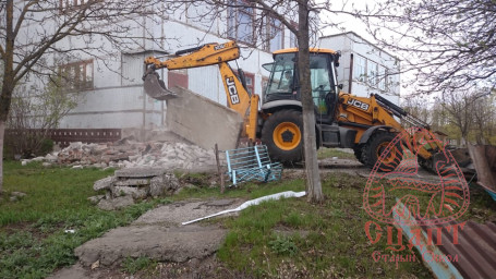 КАПИТАЛЬНЫЙ РЕМОНТ В ЦЕНТРЕ НАБИРАЕТ ОБОРОТЫ.