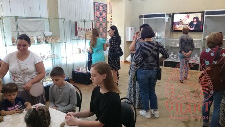 Открытие XII межрегиональной выставки гончарства и керамики "На круги своя..." 2 Открытие XII межрегиональной выставки гончарства и керамики "На круги своя..." 2