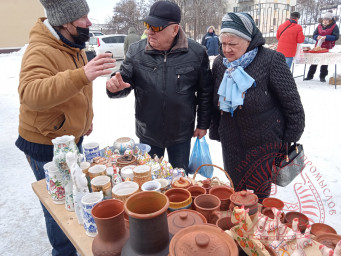 Ярмарка в ТЦ "Славянский" 3