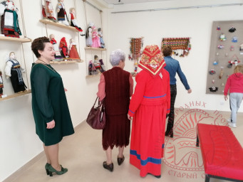 Открытие выставки "Я люблю эту куклу..." 0