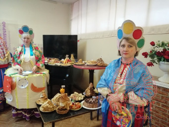 Муниципальный конкурс блинов "Масленицу встречаем да блинами угощаем!" 2