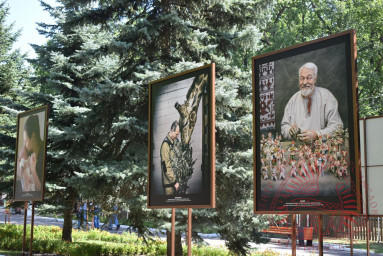 В Белгороде открылась персональная фотовыставка Андрея Смольникова "Белгородчина. Людям о людях"