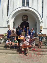 Урок по игре на гуслях в Воскресной школе храма Рождества Христова 3